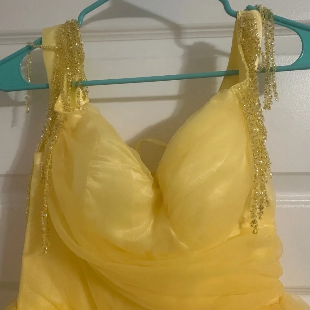 Elegant Yellow Prom Dress - Picture 6 of 6